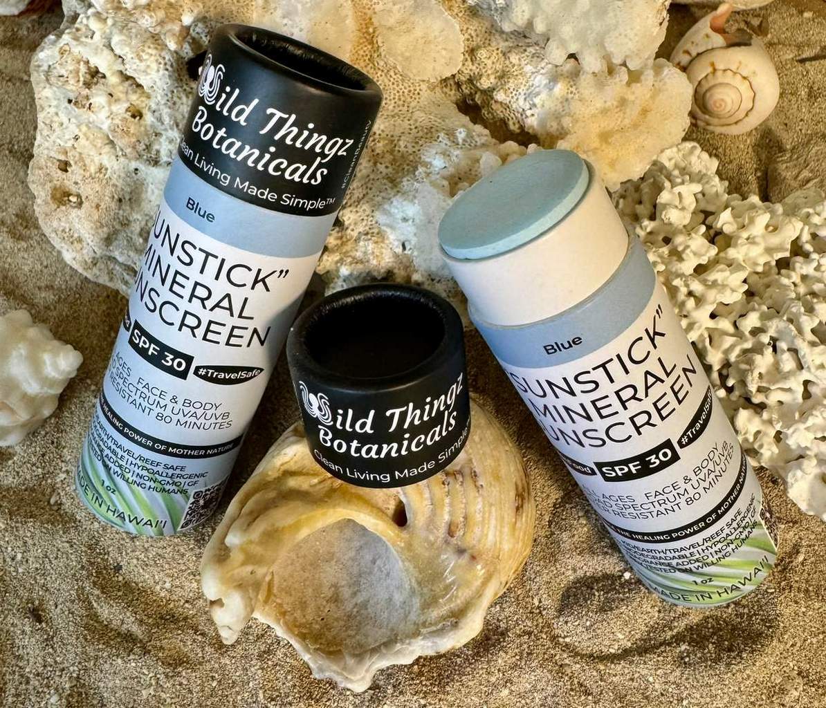 Wild Thingz Botanicals All Mineral Reef Safe SPF30 Sunscreen Sunsticks in Blue IMG_2443